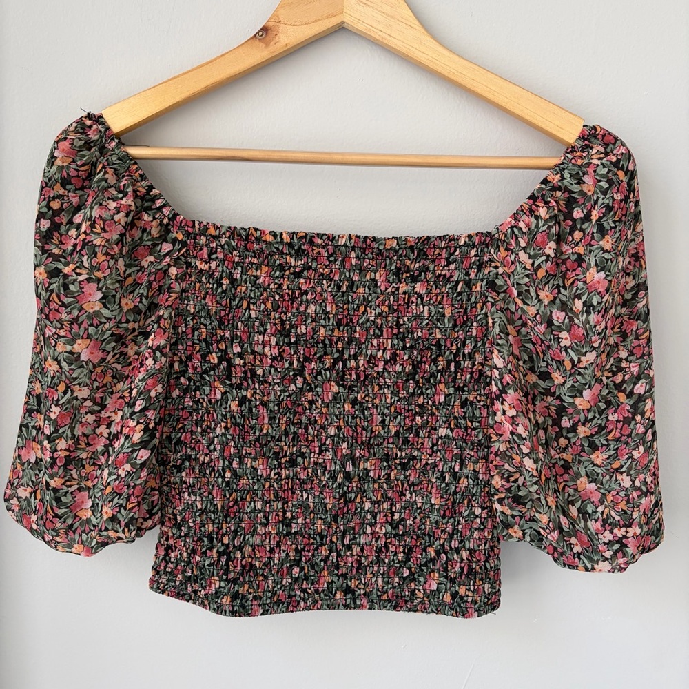 BB Dakota Sz XS Cottagecore Floral Smocked Crop Top Elbow Length Puff Sleeves - Picture 3 of 8